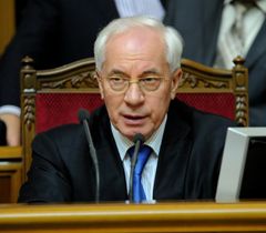 Николай Азаров во время заседания Верховной Рады. Киев, 7 октября
