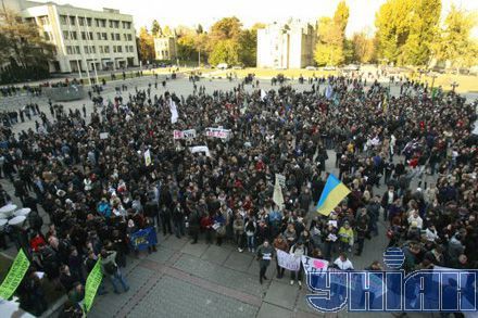 5 тысяч студентов КПИ обещают Табачнику «Сталинград»
