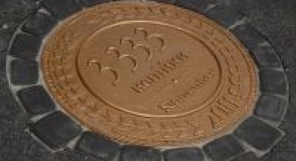 В Харькове установили «счастливую» монету (фоторепортаж)