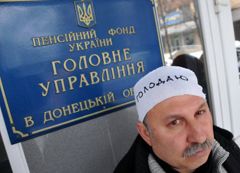 Донецкие чернобыльцы голодают и ругают правительство