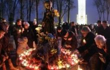 У Києві вшанувати пам’ять убитих голодом зібралося понад 5 тисяч осіб