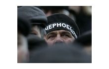 Чернобыльцы под Кабмином: Они говорили, что будут служить народу, – а мы и есть народ (фоторепортаж)