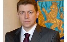 Львовский облсовет использовал визит Януковича с умом