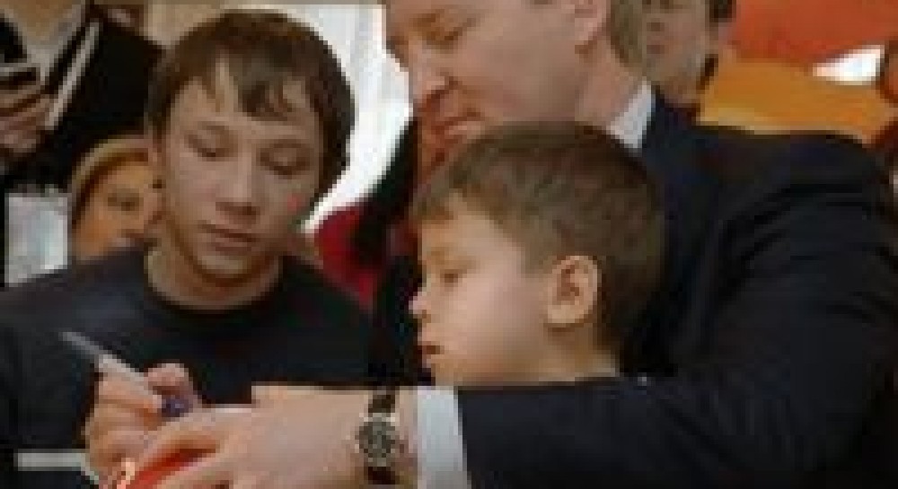 В Україні йде боротьба між інтернатною системою та щастям дитини