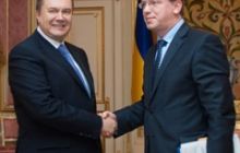 Фюле закликав Януковича не втратити шанс на асоціацію з ЄС