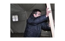 Хмельницькі підприємці розбили намет під вікнами облдержадміністрації