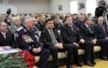На День міліції отримували подарунки і звання