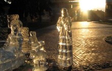 У драконів почалася нежить, а Ейфелева вежа ледь завалилась