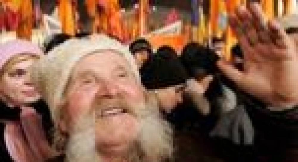 Кто сфабриковал обращение к Януковичу об отмене Дня Свободы?