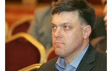 Тягнибок пожаловался на «Коммуниста»