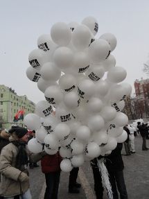 Стотисячний мітинг в Москві слухав українську пісню