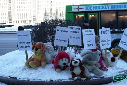 Мінська міліція заарештувала 9 іграшок та «ляльковода» (фото)