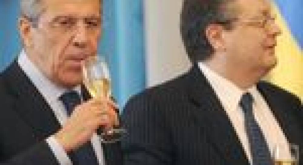 Як Грищенко і Лавров День закоханих відсвяткували
