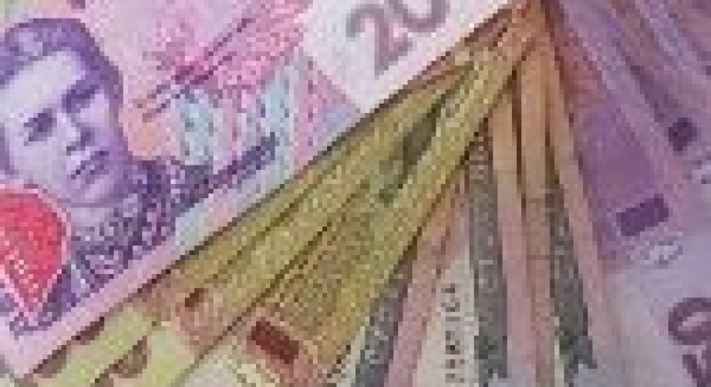 За соціальними виплатами — на пошту та до Ощадбанку