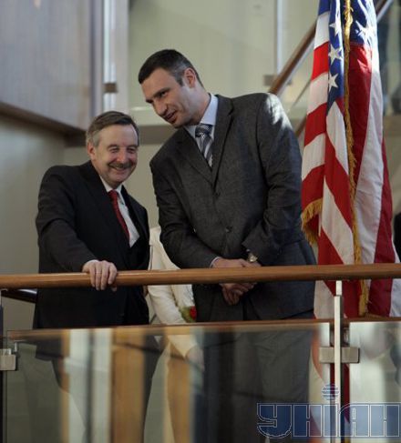 
Посольство США в Україні переїхало на нову адресу
