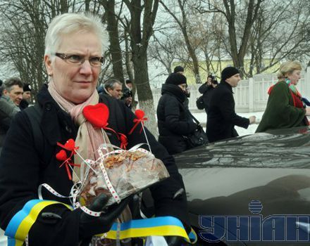 К Тимошенко в колонию приехали гости из Швеции