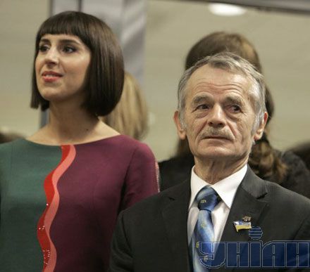 Джемілєв зробив подарунок послу США - до колекції (фото)