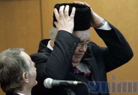 Джемілєв зробив подарунок послу США - до колекції (фото)