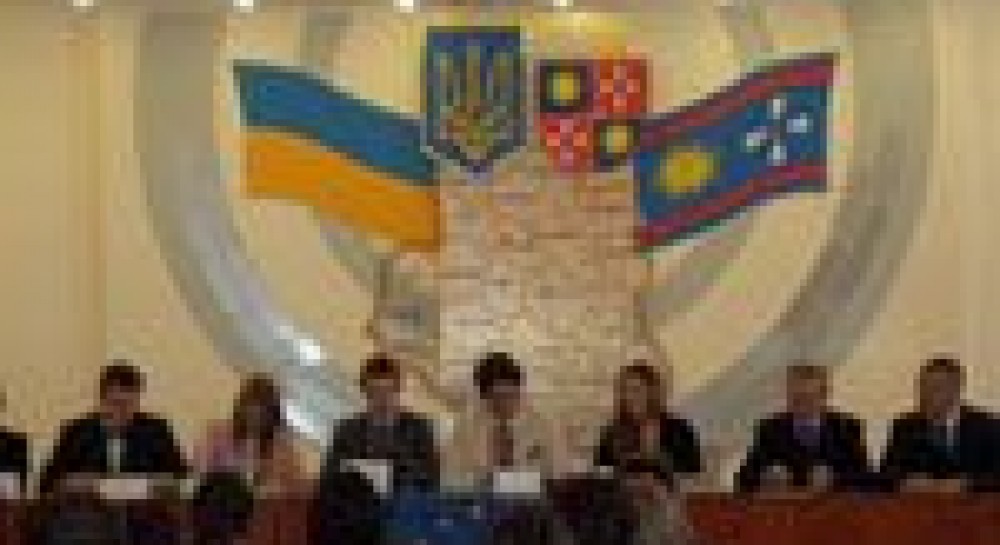 У Вінниці відкрилась перша національна сесія Європейського молодіжного парламенту