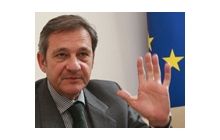 Вехи недели. Стабильность от Азарова, прогноз от Тимошенко, критика от Тейшейры