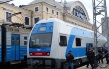 До Харкова прибув перший 2-поверховий електропоїзд «Шкода» 