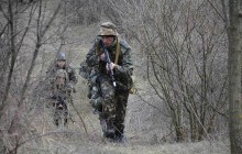 Морпехи воевали с "террористами" в крымском лесу (фото)