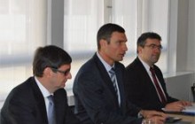 Кличко розповів європейським ”народникам” про складну ситуацію з виборами мера Києва