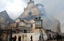 Пожежа в «ув’язненому» монастирі, де сидить перший український кілер