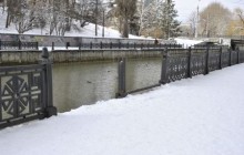 1,5 километра чугунных ограждений вынесли с набережной Симферополя