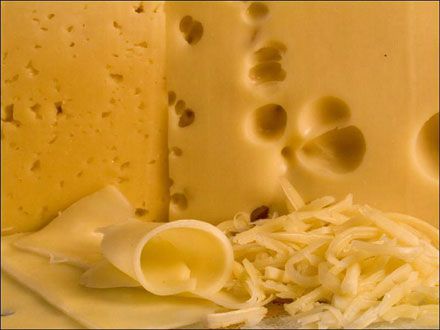 Цены на импортный сыр в  России, в зависимости от региона, возросли от 10 до 17 процентов