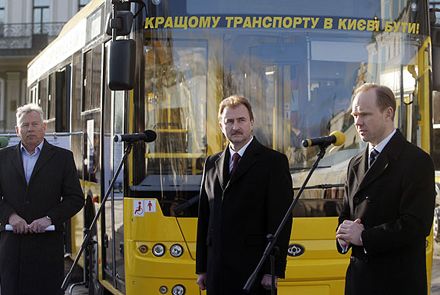 Попов: Через две недели Киев получит еще 60 единиц общественного транспорта
