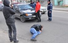 В Николаеве на глазах ГАИ наехали на журналиста «Дорожного контроля» (фото)