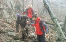 Туриста зняли зі скелі в Криму