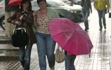 В воскресенье Украину снова будет поливать дождь