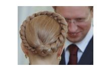 Вехи недели. Тимошенко согласилась на Яценюка, Янукович снова пригрозил увольнениями, Азаров подумал о лекарствах