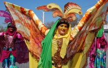 10 тисяч осіб відкрили парадом курортний сезон в Євпаторії (фото)