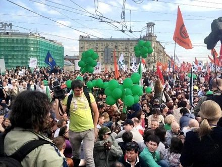 ”Марш миллионов”. Фото из микроблога Данилы Линдэле ”Марш миллионов”. Фото из микроблога Данилы Линдэле