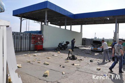 На АЗС вибухнув автомобіль (фото)