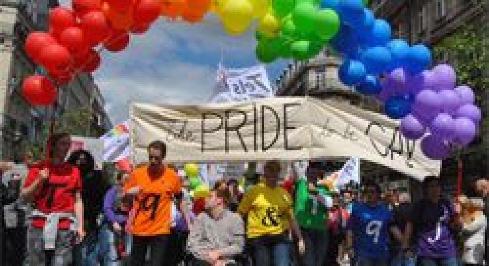 У Брюсселі пройшов 17-ий гей-прайд (фоторепортаж)