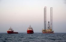 "Вышка Бойко" прибыла в Крым из Турции (фото)