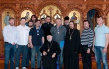 Митрополит Володимир нагородив Олега Карамазова і Юрія Шевчука