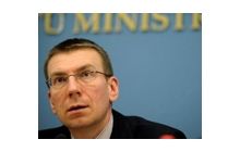 Глава МЗС Латвії: Питання бойкоту Євро-2012 не стоїть, є особистий вибір європейських політиків