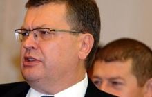 Грищенко объяснил, что Баррозу и Ромпею - не до Азарова