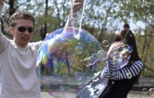 Вінниця запускатиме мильні бульбашки