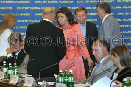 Марина Ставнийчук на заседании Конституционной ассамблеи