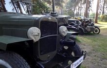 За 10 гривень можна полазити по танку