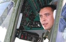Військові льотчики кружляють у небі над Вінницею