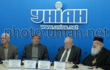 Группа «Першого грудня» решила заняться земельной реформой