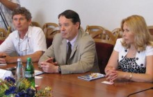 Джига та посол Франції домовились про запліднення українських корів