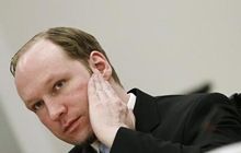 Норвежскому убийце Брейвику стало невыносимо в трехкомнатной «камере»